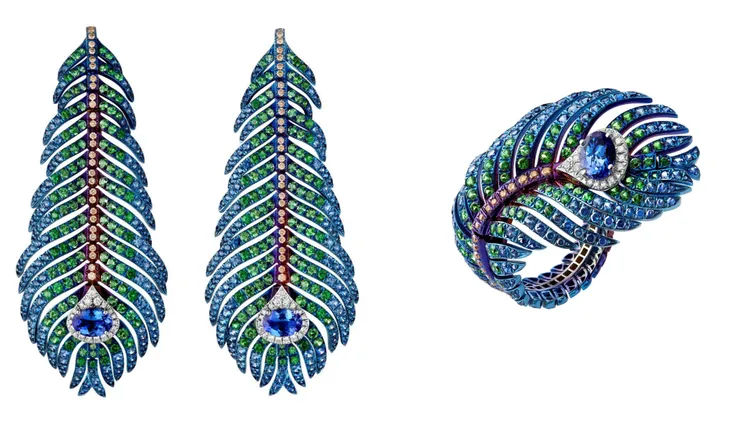 BOUCHERON Plume de Paon孔雀羽毛系列耳環（左）180萬元、戒指81萬4000元。品牌提供