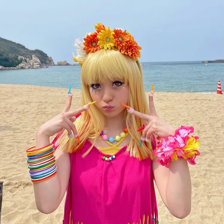 橋本環奈在NHK晨間劇《阿結》扮「黑辣妹」。翻攝kannahashimoto.mg IG