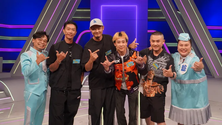 Leo王（左3）率領音樂好朋友GIN、潤少、顏冠希上節目爭奪百萬獎金。公視台語台提供