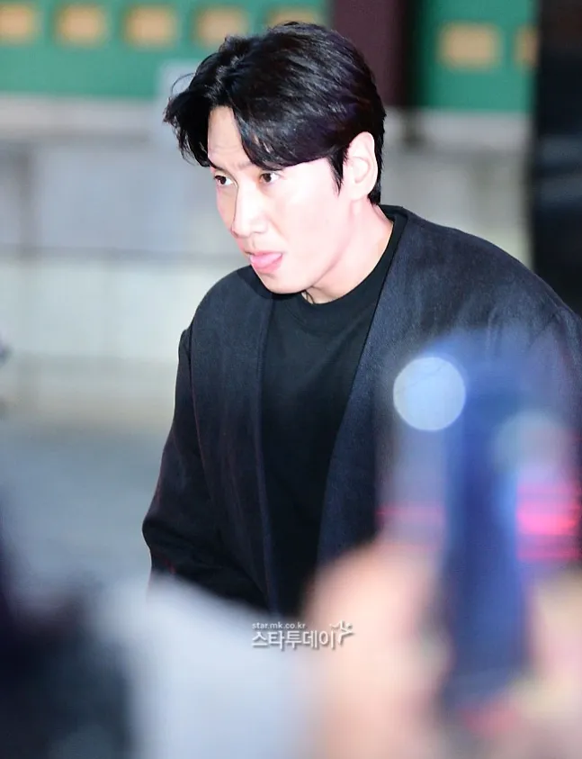 李光洙到場見習。翻攝stsrtoday