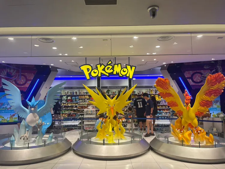 飯店僅心齋橋商店街，步行5分鐘即可抵達寶可夢中心，適合全家大小共遊。業者提供