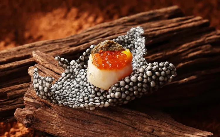 蟹膏墨雲干貝。業者提供