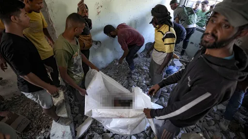 以色列陸空猛攻加薩難民營 醫護人員:釀至少29死