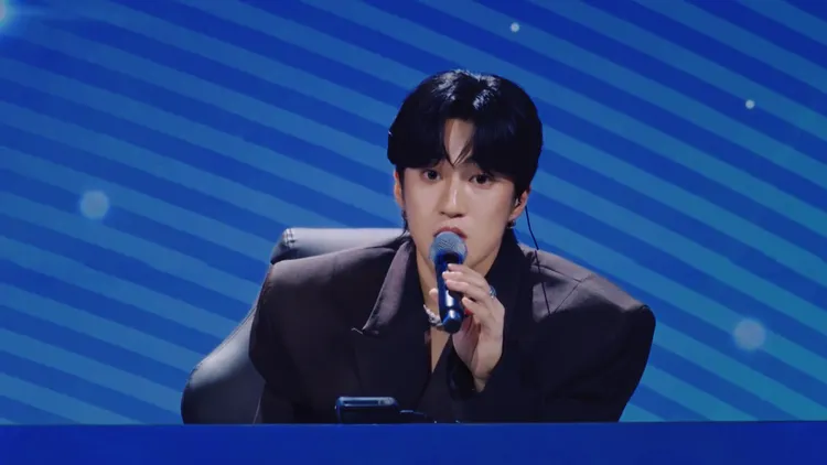 被稱為「慈祥派」導師的婁峻碩難得嚴肅講評。天空娛樂提供