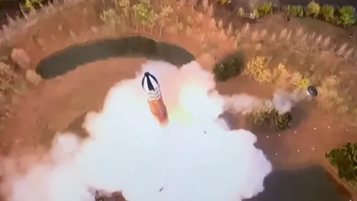 北韩今试射ICBM 金正恩霸气宣告:绝不放弃核武!