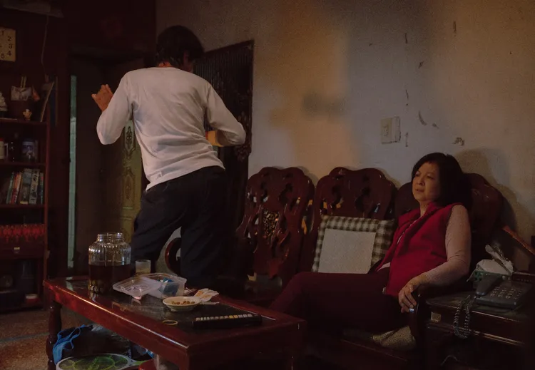 喜翔隨著〈愛情恰恰〉旋律扭腰擺臀。今日影像藝術有限公司提供