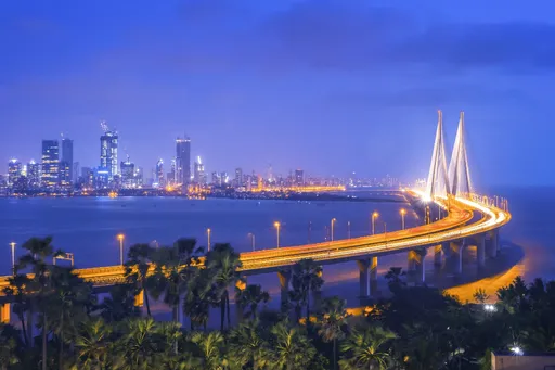 NVIDIA於印度孟買舉行AI高峰會 黃仁勳爐邊對談聚焦創新