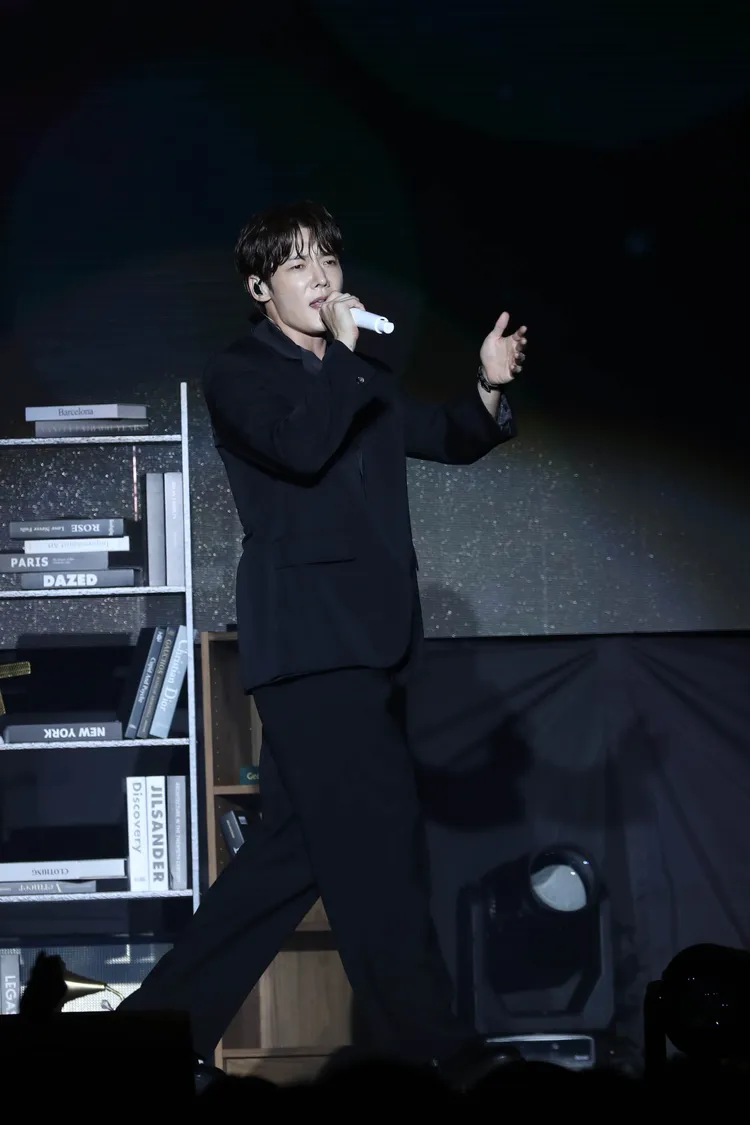 崔振赫寵粉走下台聽心願。遠傳電信/遠傳friDay提供