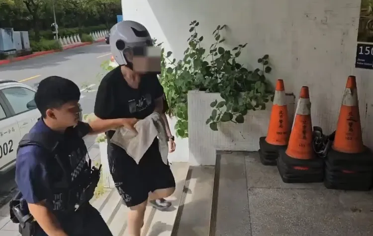 涉嫌偷拍的李男。警方提供