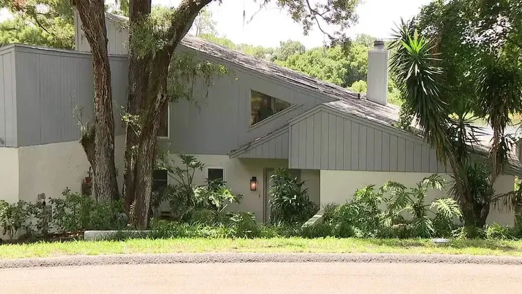 羅德里格斯夫婦試圖奪取比爾比的房產。翻攝自《紐約郵報》