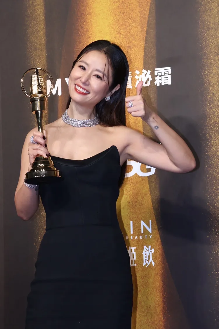 林心如在金鐘舞台上美艷動人。莊宗達攝影