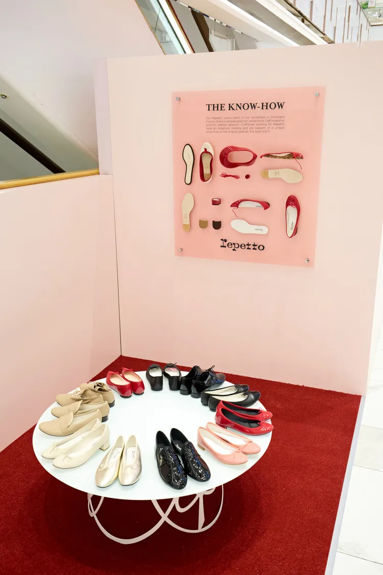 定製服務提供芭蕾鞋、樂福鞋等9款經典鞋型。品牌提供