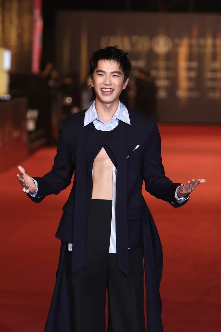 曾敬驊露肌。彭欣偉攝