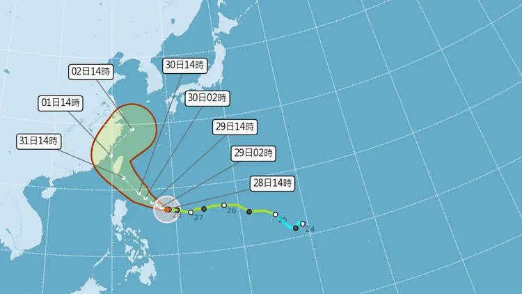 康芮颱風逐漸接近台灣。中央氣象署提供