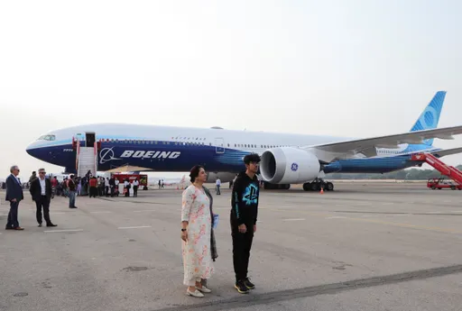 大罷工又慘虧!波音擬大砍1.7萬人 777X延後交機