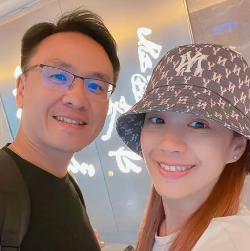 柯以柔熱戀半年 生日同框男友被誇「夫妻臉」