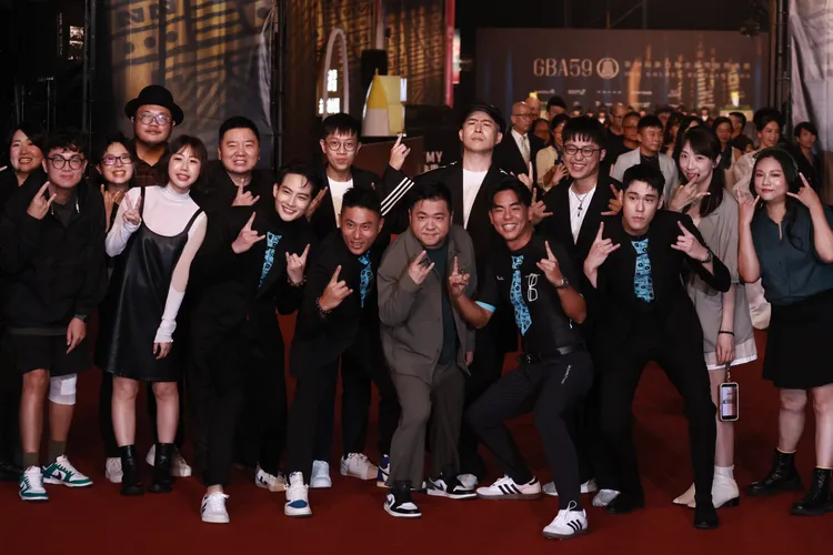 《騎吧！哈林小隊》團隊。攝影中心攝