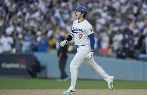 首場季後賽就開轟!大谷翔平敲出3分全壘打 道奇國聯分區首戰贏球