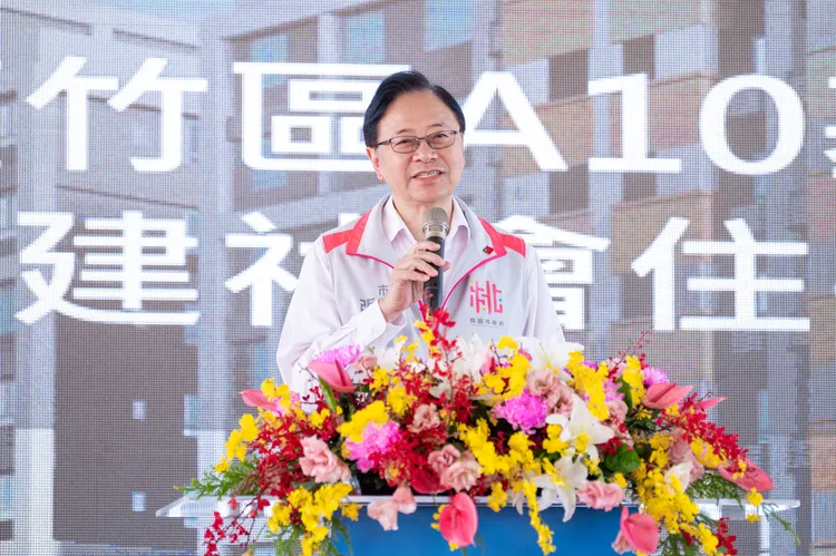 張善政期勉穩健推動社宅建構宜居城市。桃園市府提供