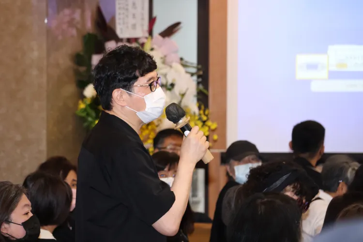 張智皓前老闆友松娛樂公司執行長薛聖棻致哀。莊宗達攝