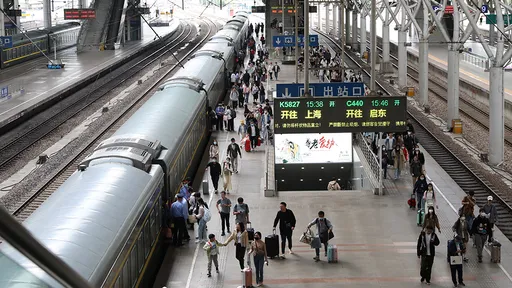 野豬撞停火車 25歲機械師救援反被火車撞死