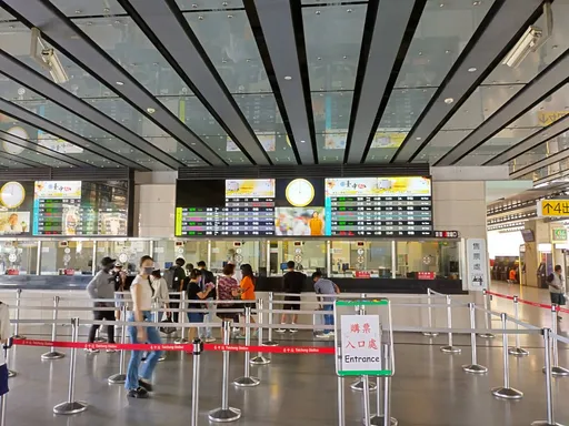台中車站一天2起攻擊!售票員遭旅客砸傷 台鐵說話了