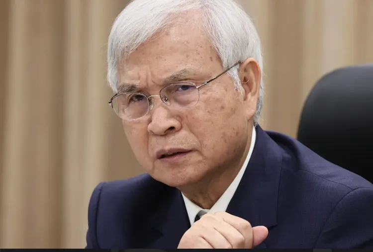 央行總裁楊金龍祭出第七波信用管制，針對投機、投資客放貸嚴格管制，卻因此誤傷換屋族。資料照