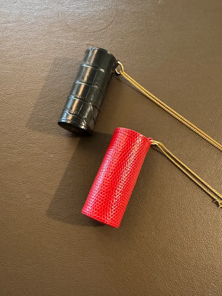 拉鍊唇膏套項鍊。張家玲攝