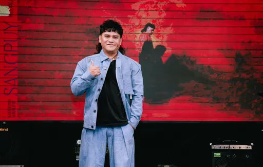 金曲常胜军桑布伊推母语专辑 曝父亲离世噩耗
