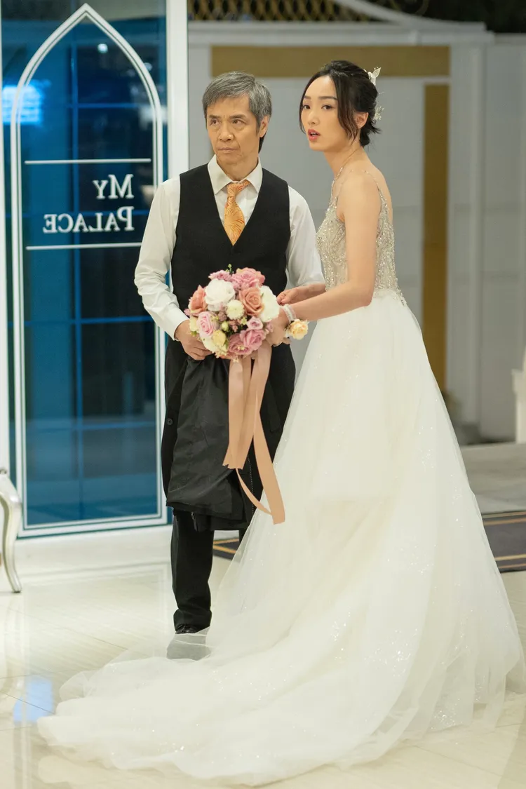 蔡思韵和董瑋飾演父女。華映提供