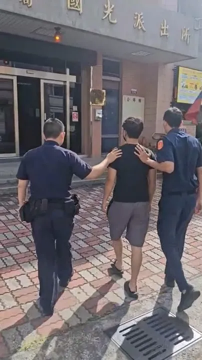 率眾毆打同學的王姓少年。民眾提供