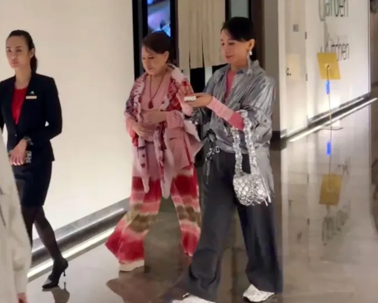 楊麗花及陳亞蘭。特勤中心攝