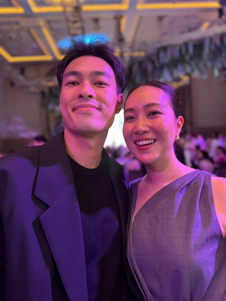 楊祐寧及老婆。讀者提供