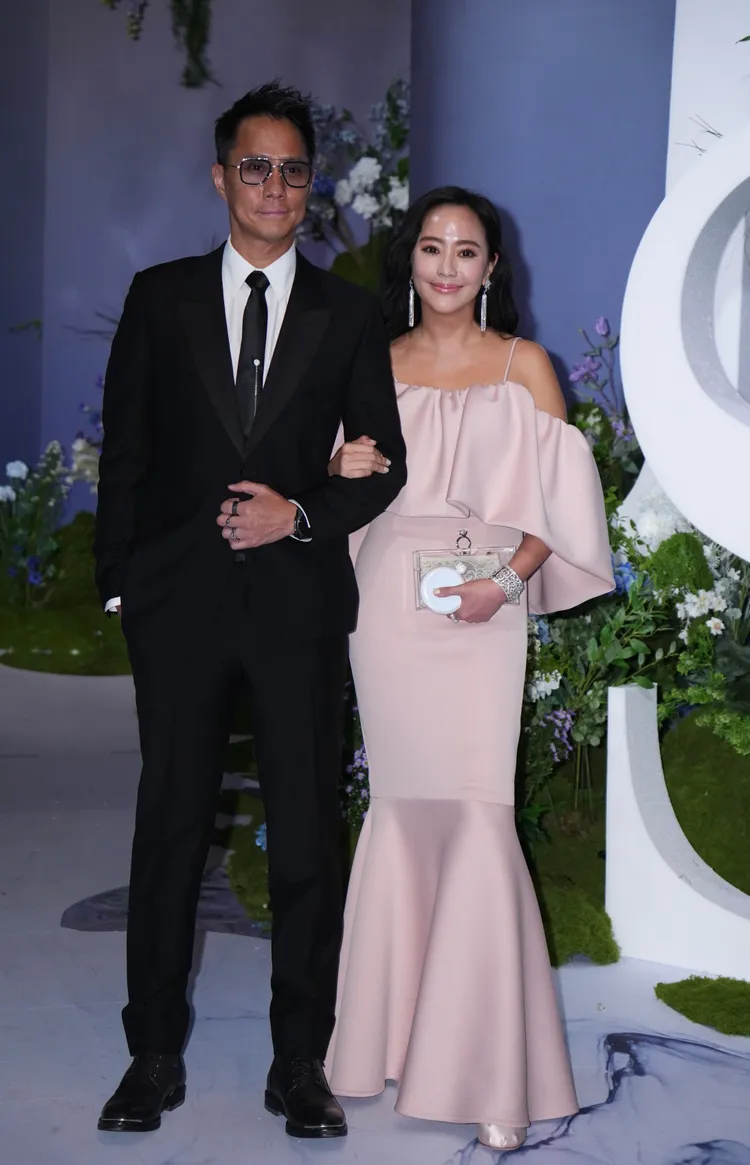 關穎與老公朱志威。彭欣偉攝
