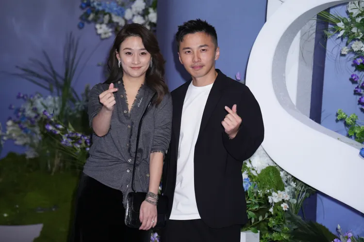 阿緯與老婆。彭欣偉攝