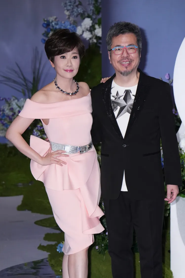 黃國倫與老婆寇乃馨。彭欣偉攝