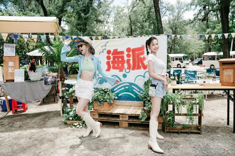 Lulu、林莎穿比基尼。東森綜合提供