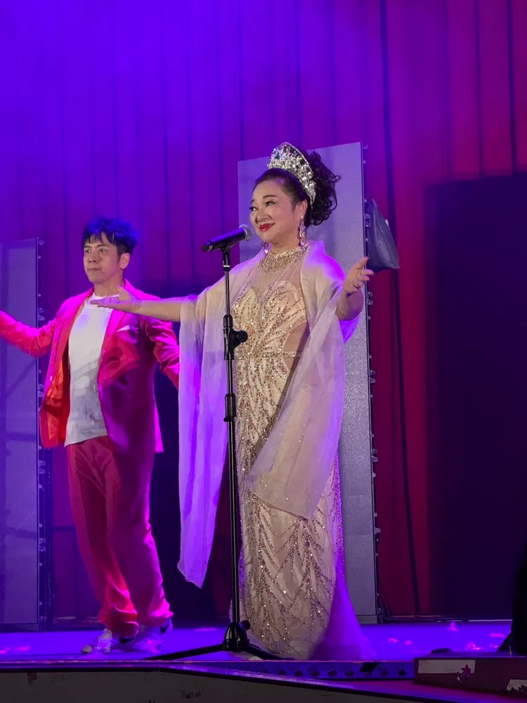 白冰冰最近錄製演藝50週年新歌。白冰冰提供