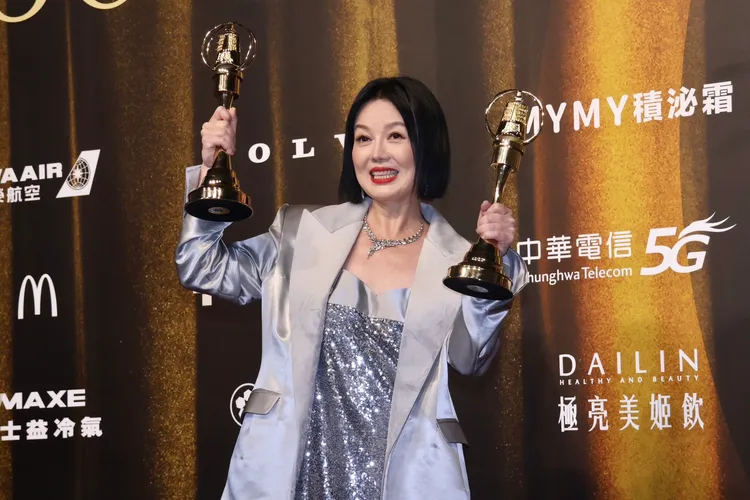 苗可麗連2天拿下2獎。莊宗達攝