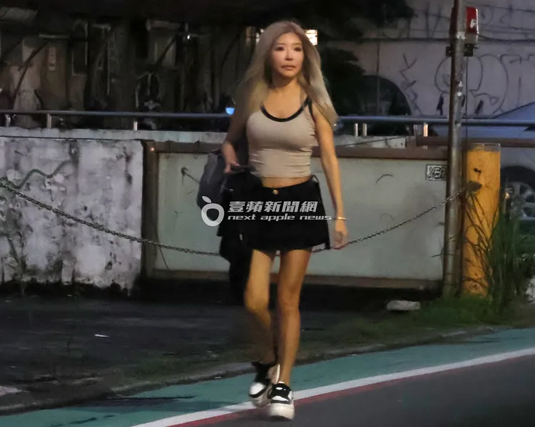 李愛綺身材前凸後翹，保養得宜。特勤中心攝