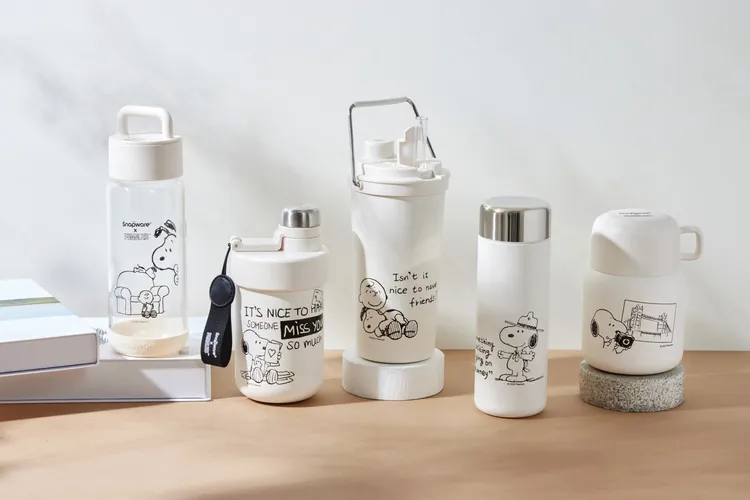 SNOOPY復刻黑白杯瓶系列。業者提供