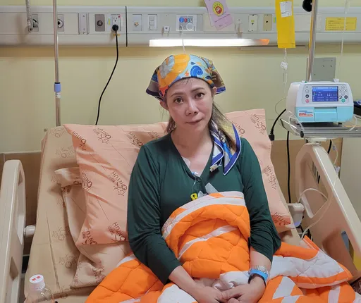 小彤化療9次 「腸胃翻攪狂嘔」強藥也沒用!親吐抗癌現況