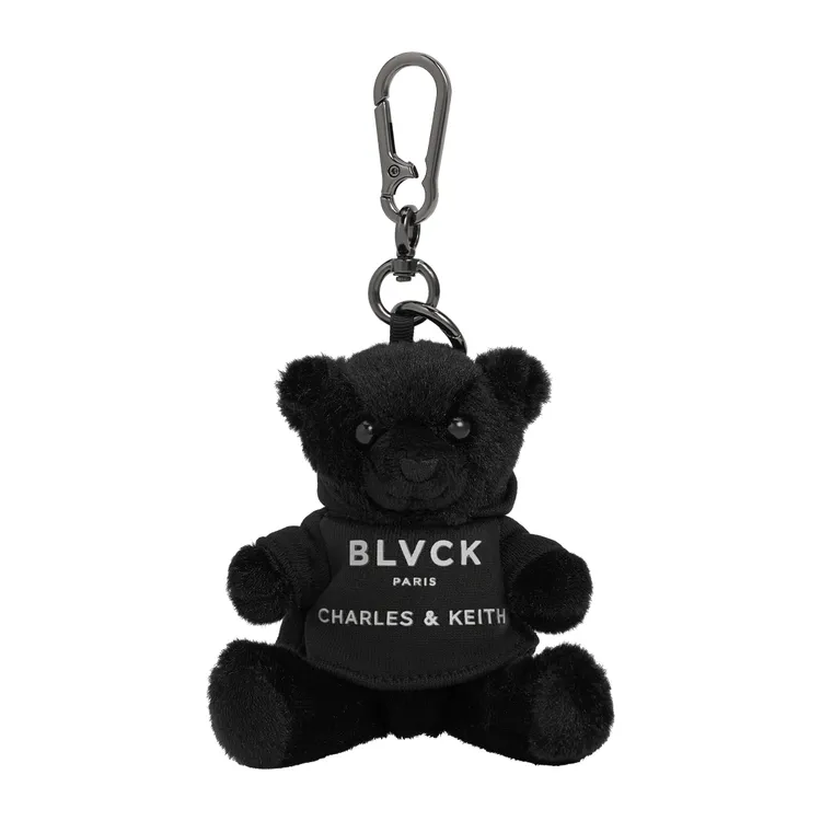 暗黑小熊吊飾，2398元。品牌提供