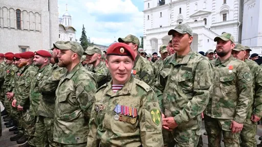 簽下去?抖...普丁秋季徵召13.3萬新兵 現役150萬成世界第二大軍隊