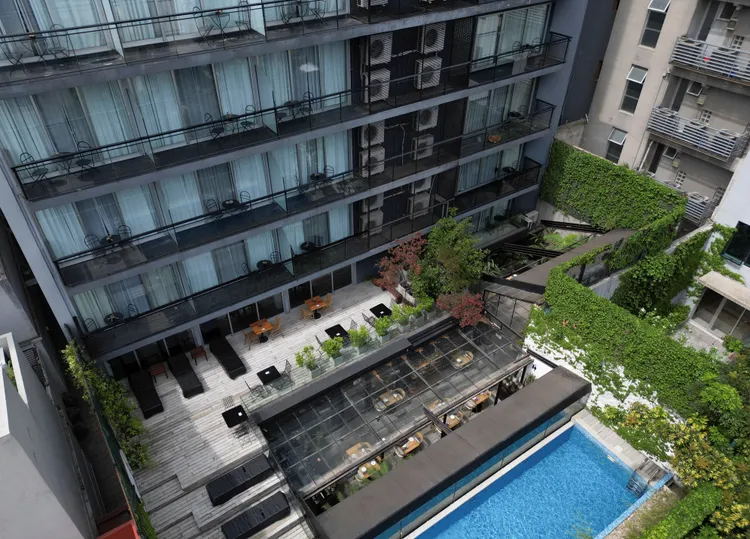 連恩潘恩墜樓的下榻飯店。美聯社