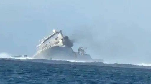 影片曝光！紐西蘭軍艦擱淺沉沒　花29億才買6年沉海底