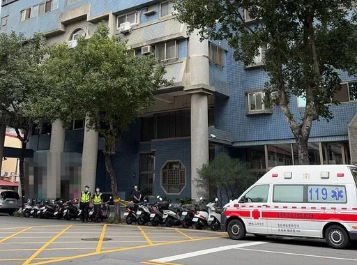 台中驚傳墜樓!50歲女住戶14樓頂直墜人行道 頭顱破裂當場身亡