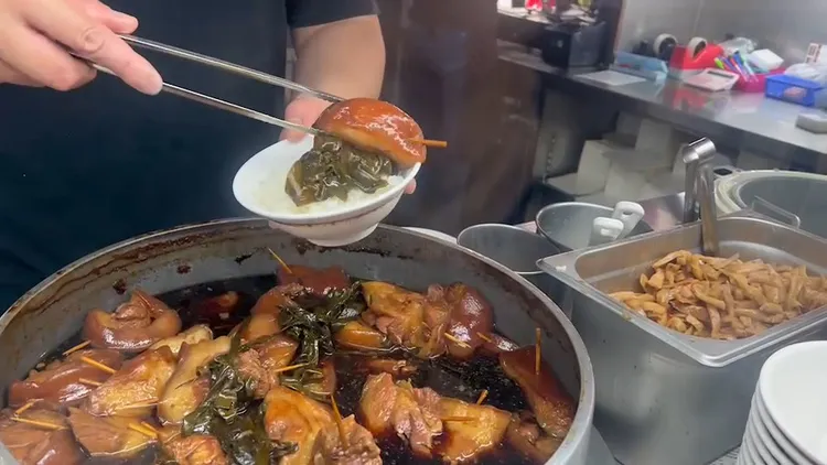 彰化爌肉飯遠近馳名。資料照片