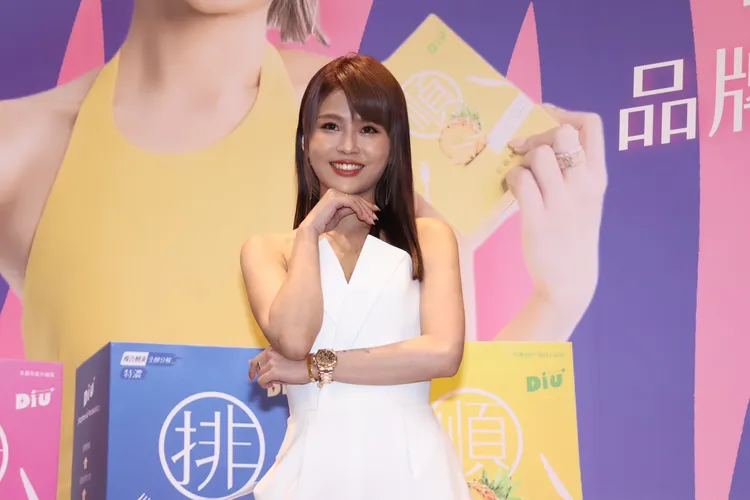 丟丟妹發負面文，親自揭漏心聲。莊宗達攝