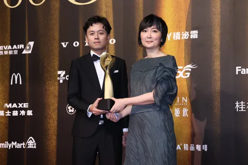 金钟奖|《八尺门的辩护人》开胡 导演:对我来说是重量最重的奖